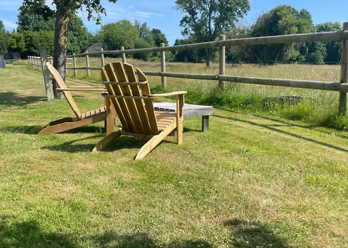 La Pomme D'amour לינה וארוחת בוקר הונפלר