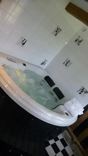 La Pomme D'amour לינה וארוחת בוקר