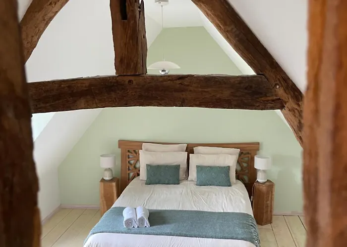 Bed & Breakfast La Pomme D'amour 4*